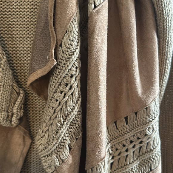 NEW Venus Crochet Faux Suede Fringed Brown Women's Cardigan Sweater Medium - Picture 10 of 13